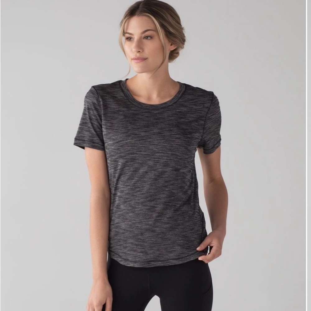Lululemon Long Distance Short Sleeve tee shirt Heathered Black size 8 medium